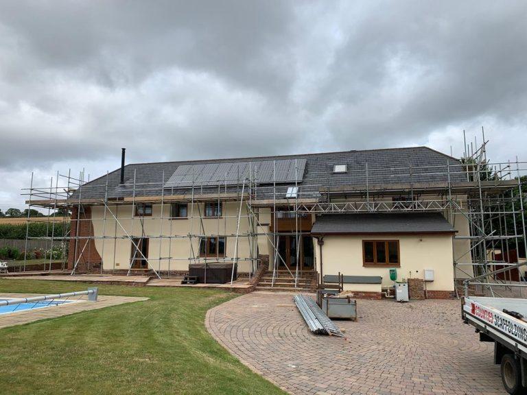 scaffold around house